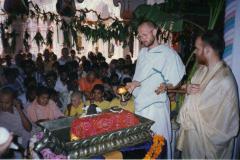 246558_298620873568211_1377833423_n