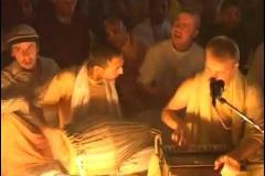 284103_341158539314444_211380303_n