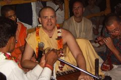 319835_254493601314272_108234305_n