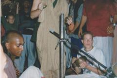 408576_341157305981234_82102993_n