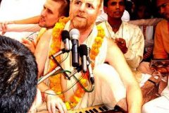 420888_422271037869860_2012119112_n