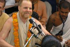 485865_254051508025148_2105746194_n