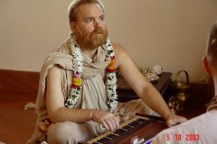 528515_255724131191219_1024349644_n