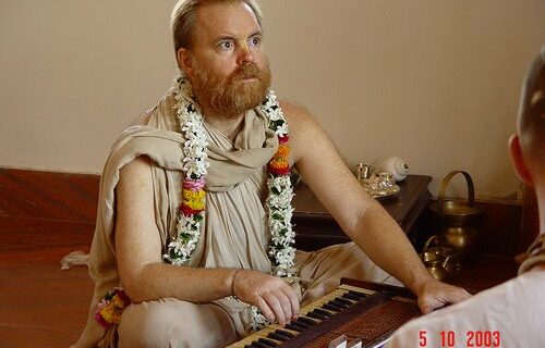 Киртан Аиндры прабху во Вриндаване